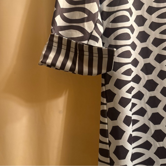 Gretchen Scott Designs Black and White Geometric Tunic Dress - Picture 4 of 6